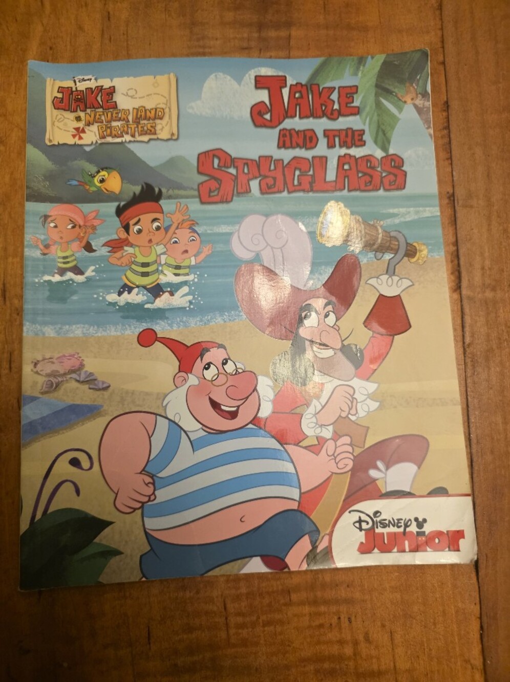 Jake and the Neverland Pirates: Jake and the Spyglass by LaRose, Melinda Book
